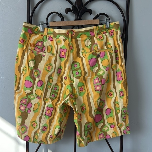 Loudmouth green eggs and ham shorts - Picture 5 of 9